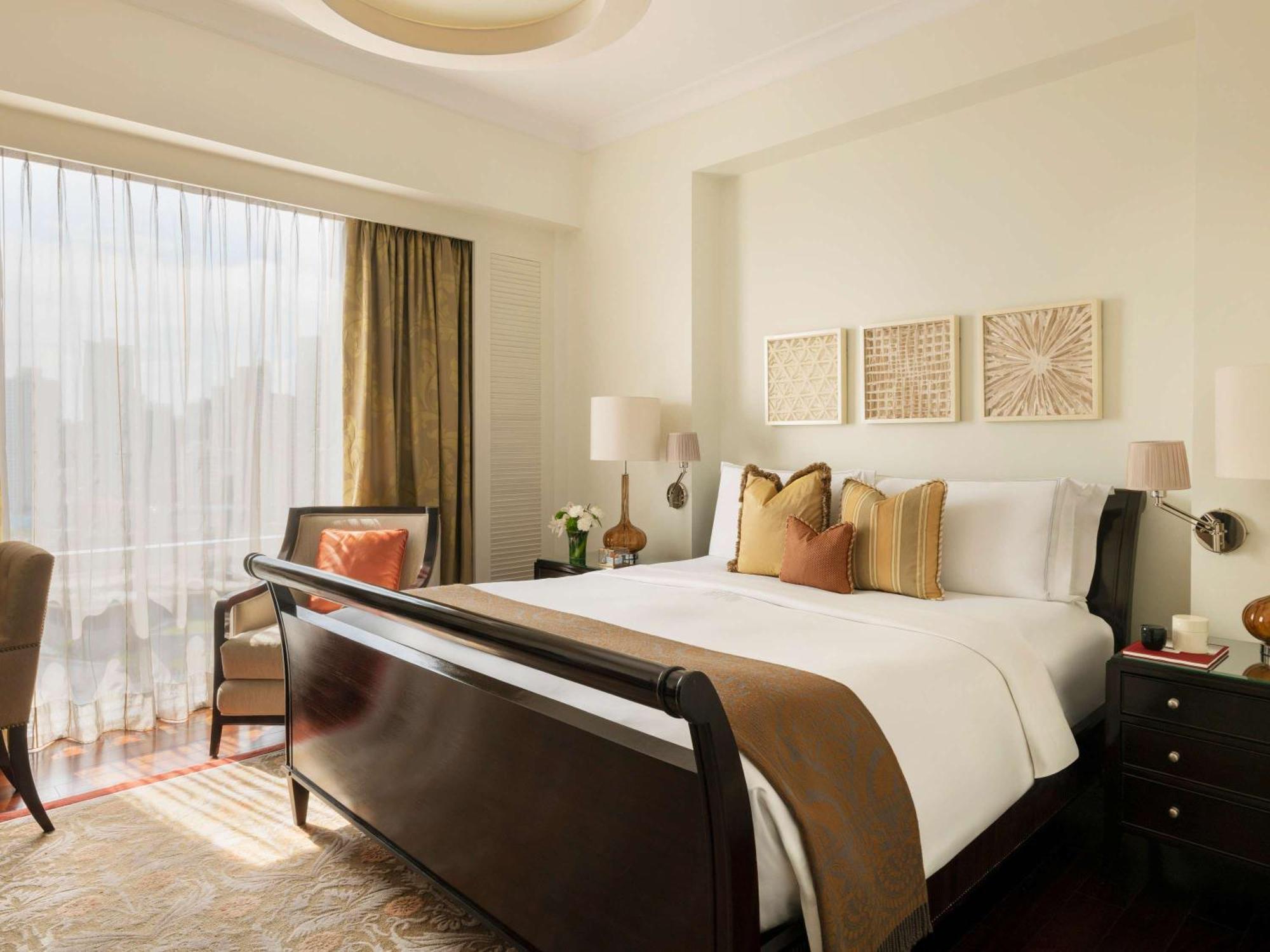 Raffles Makati Hotell Makati City Exteriör bild