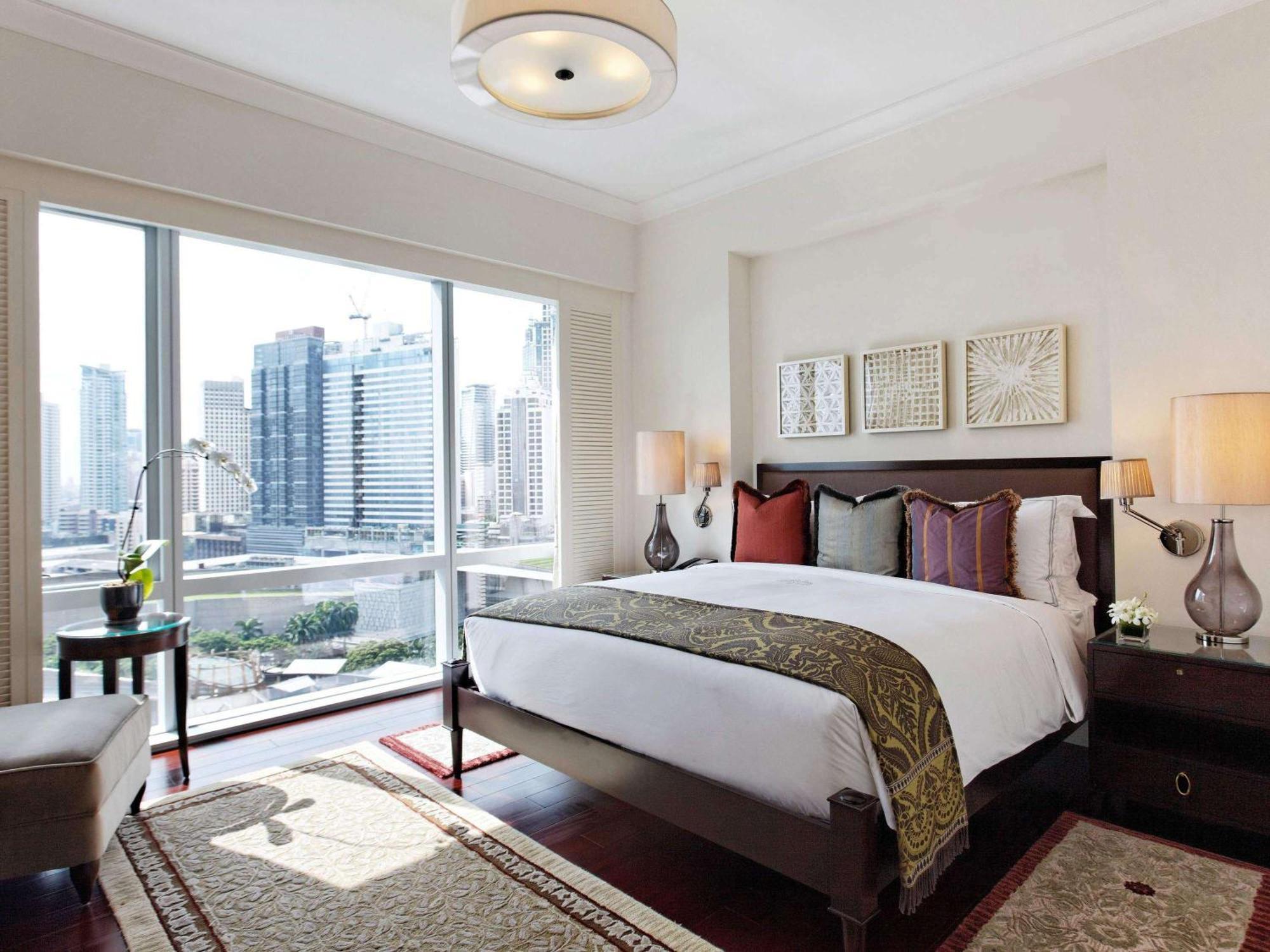 Raffles Makati Hotell Makati City Exteriör bild