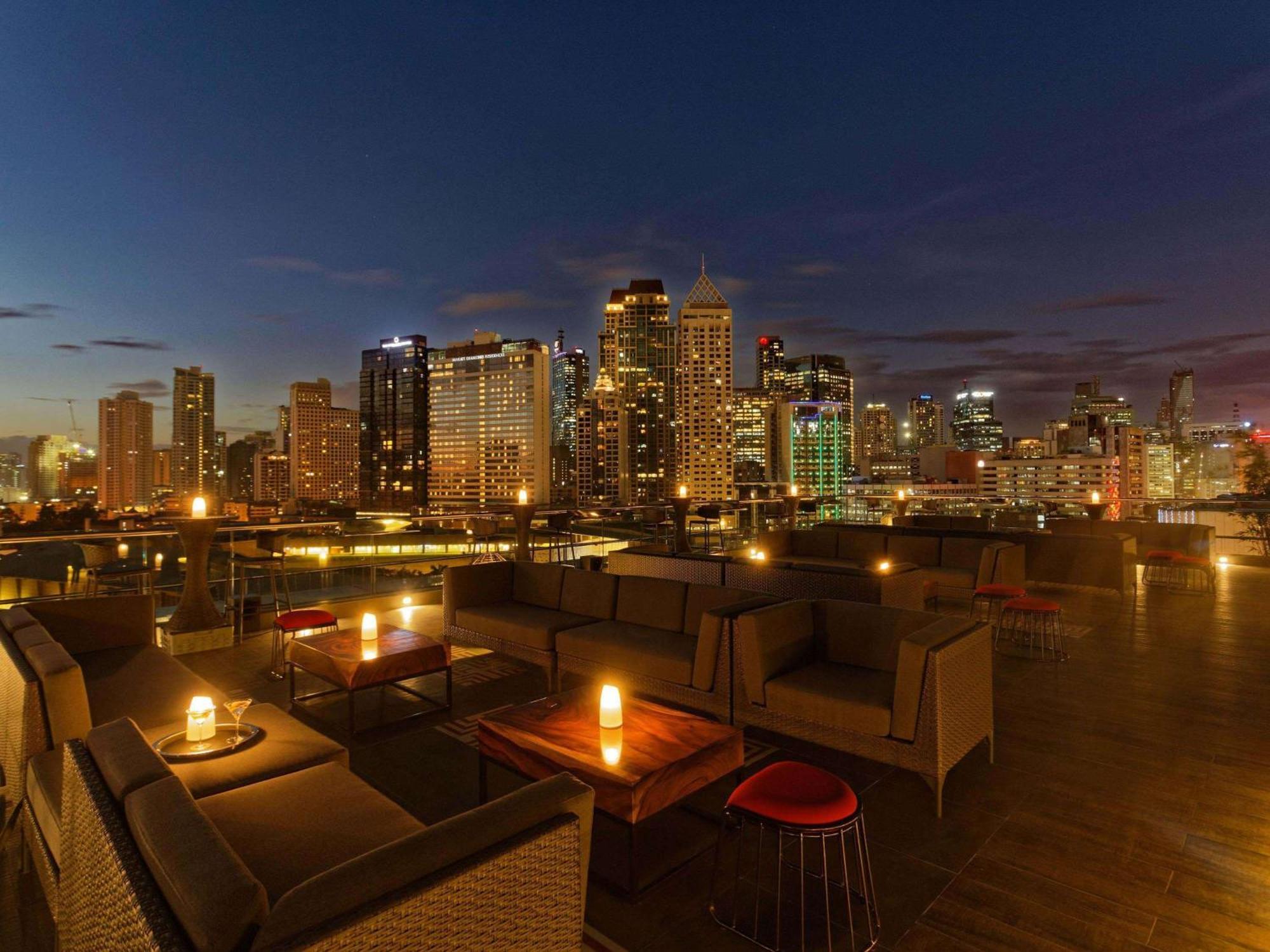 Raffles Makati Hotell Makati City Exteriör bild